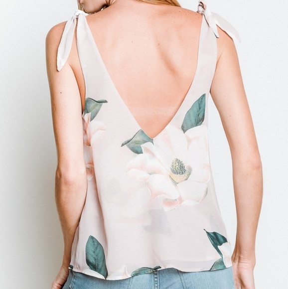 Show Me Your Mumu Bailey Bow Top in white, size S - Picture 3 of 5